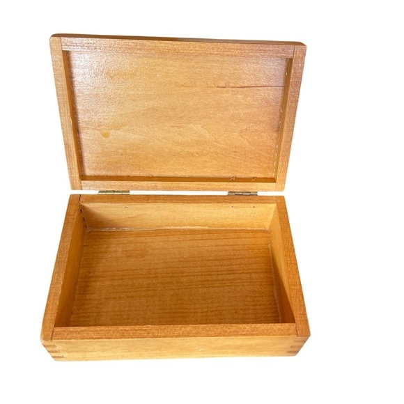 Vintage Hand Crafted Wood Burning Horse Head-Hinged Back-Dove Tail Joinery Box - Picture 4 of 8